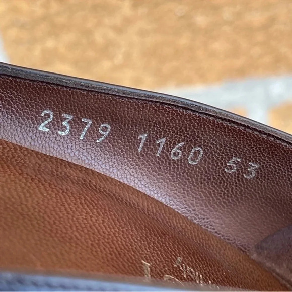 Gucci gray/black heels size 10B - Picture 7 of 10